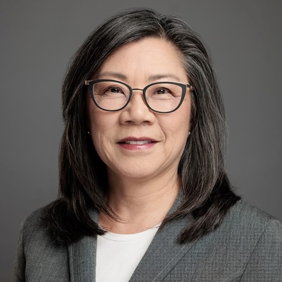 Marian Nakada's headshot